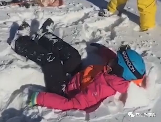 5歲兒童隨舅舅滑野雪遭遇不幸身亡，引發(fā)社會關(guān)注與反思，5歲兒童跟隨舅舅滑野雪遭遇不幸，引發(fā)社會關(guān)注和反思的事件