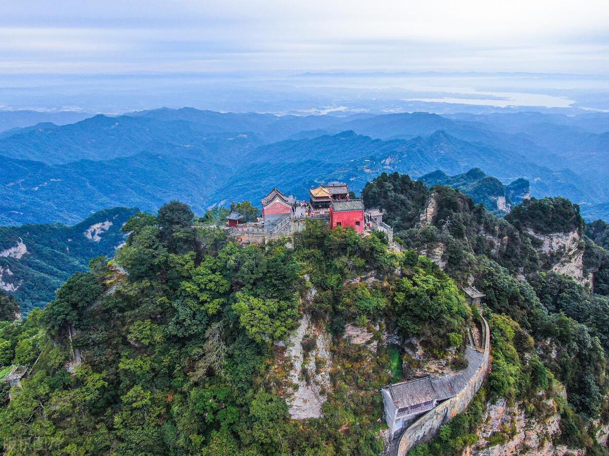 湖北哪里好玩？景點(diǎn)排名及旅游推薦，湖北必游景點(diǎn)排名與旅游推薦攻略