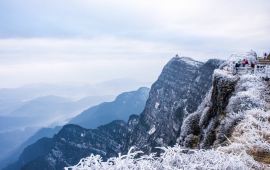 峨眉山金頂天氣預報及其影響，峨眉山金頂天氣預報與影響分析