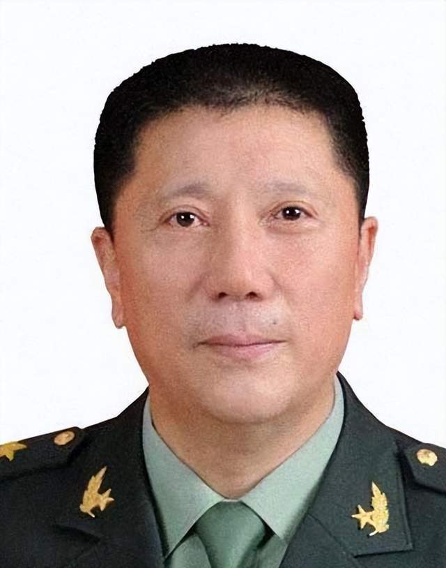 秦衛江晉升上將，榮耀與責任的承載，秦衛江晉升上將，榮耀與責任的交匯點