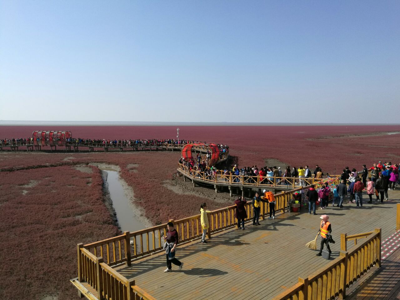 遼寧盤錦紅海灘旅游攻略，遼寧盤錦紅海灘游玩攻略大全