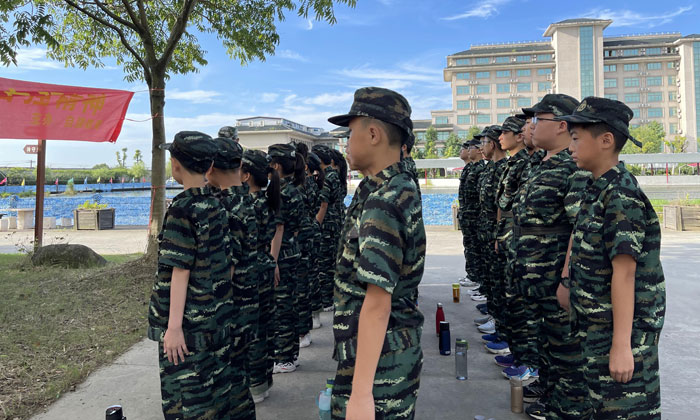 軍事夏令營項目，培養青少年軍事素質與綜合能力，軍事夏令營項目，培養青少年軍事素質與綜合能力訓練計劃