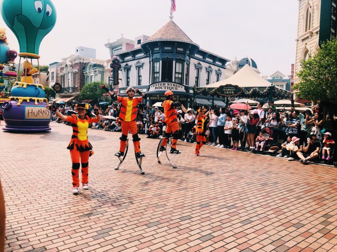 香港迪士尼跟團二日游，夢幻之旅的完美體驗，香港迪士尼跟團二日游，夢幻之旅的極致體驗